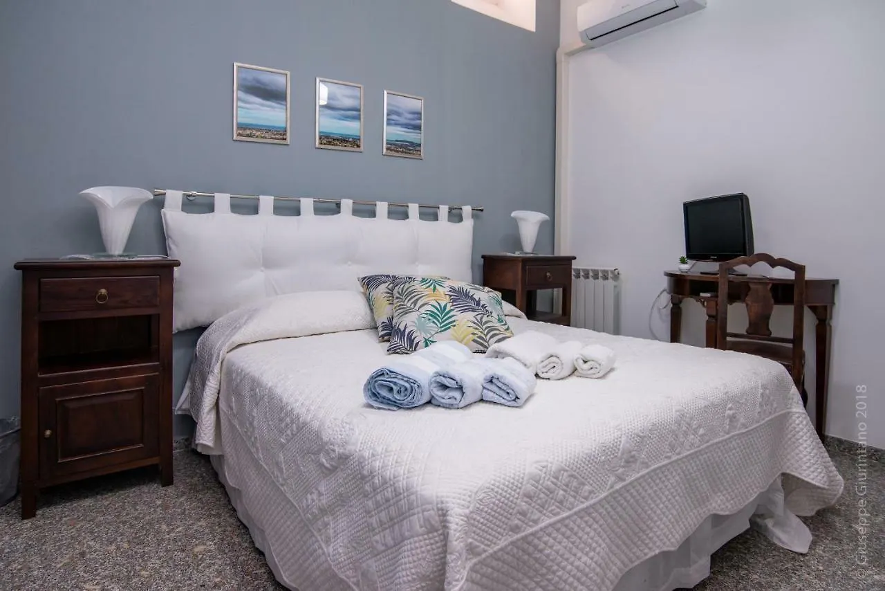 Le Vie Di Monreale Hotel Guest house